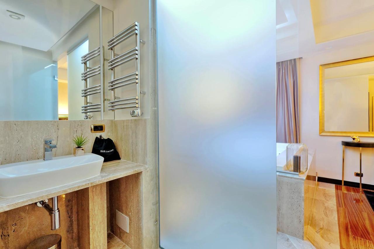 Spanish Hills Collection Luxury Suites & Jacuzzi Rome Buitenkant foto