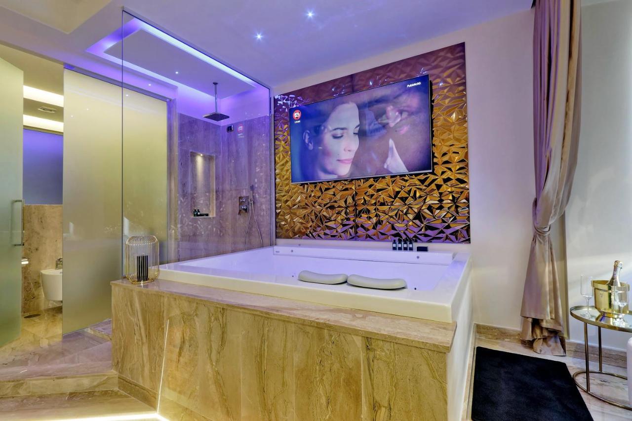 Spanish Hills Collection Luxury Suites & Jacuzzi Rome Buitenkant foto